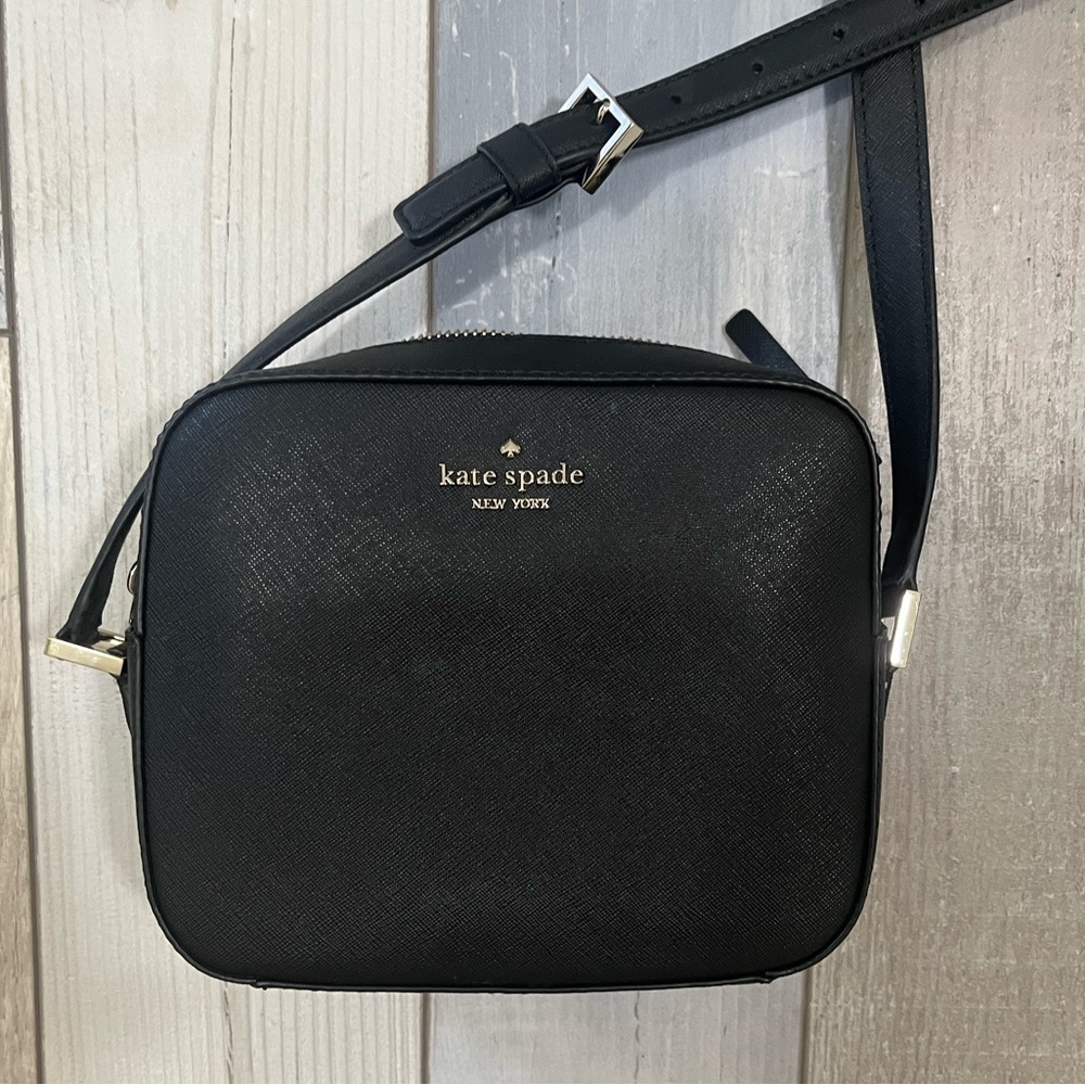 💥Elegant Kate Spade crossbody purse